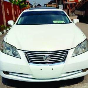 Barley Used Lexus ES350 2009